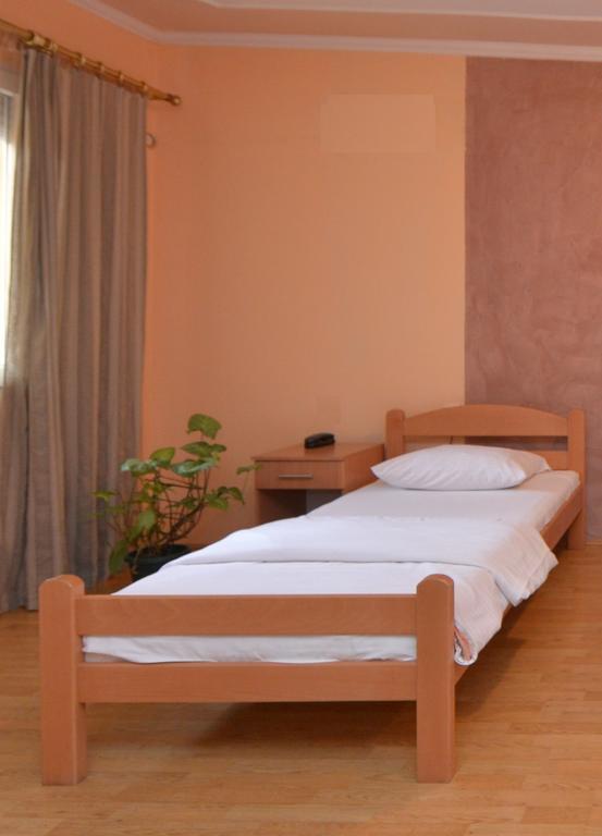 Guest House Vila Bor Novi Sad Exterior foto